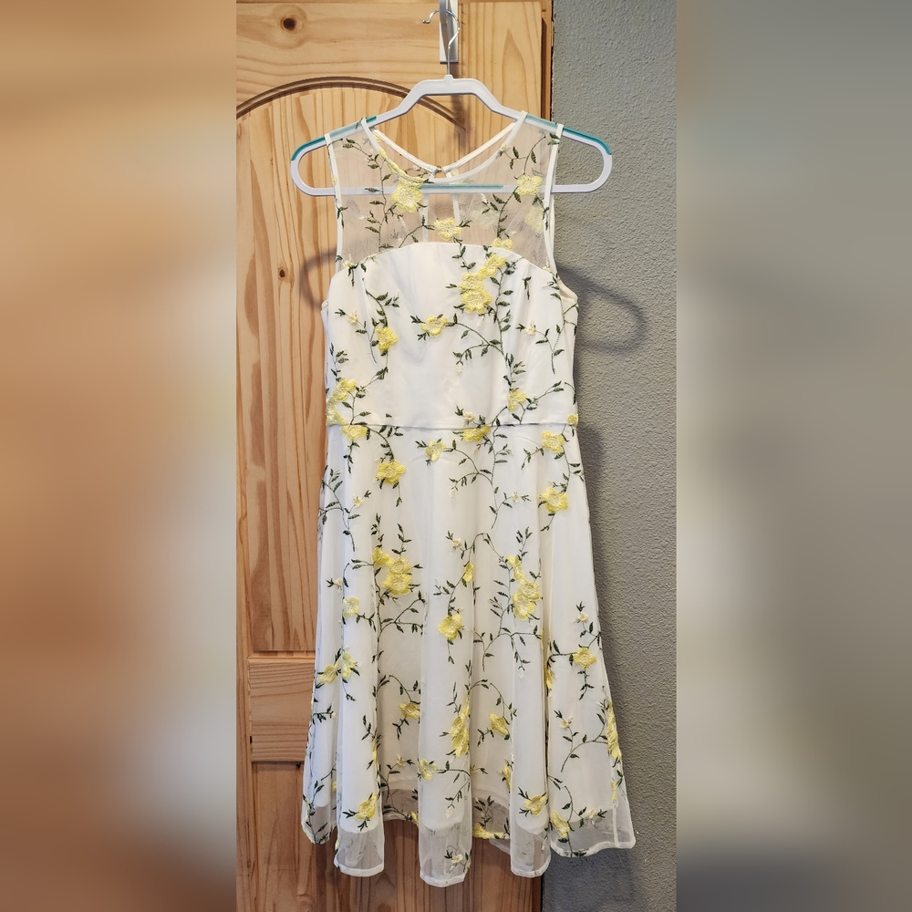 Women's formal spring dress by INVIS.